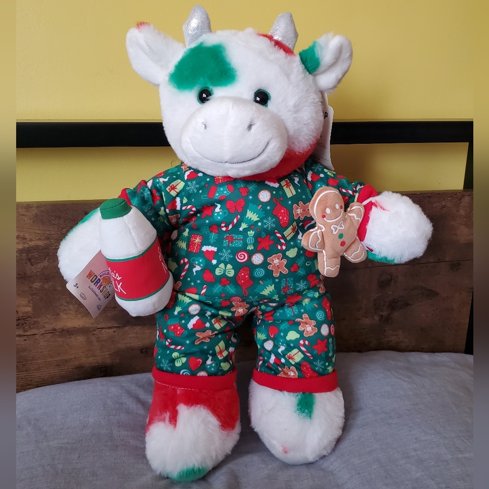 Build A Bear Christmas Holiday Mooey Cow with Holiday PJs and Cookies & Milk